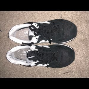 SEMI NEW NEW BALANCE